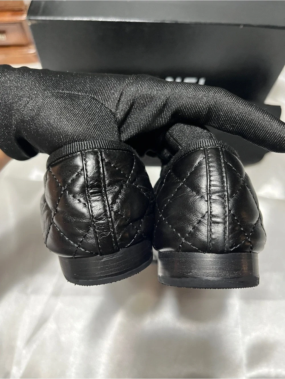 CHANEL Black Quilted Ballet Flats with CC Logo